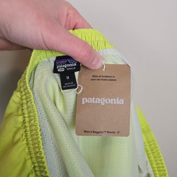 Patagonia Baggies Shorts Mens Size M 5" Inseam Phosphorus Green Lined 57022 - Picture 3 of 4
